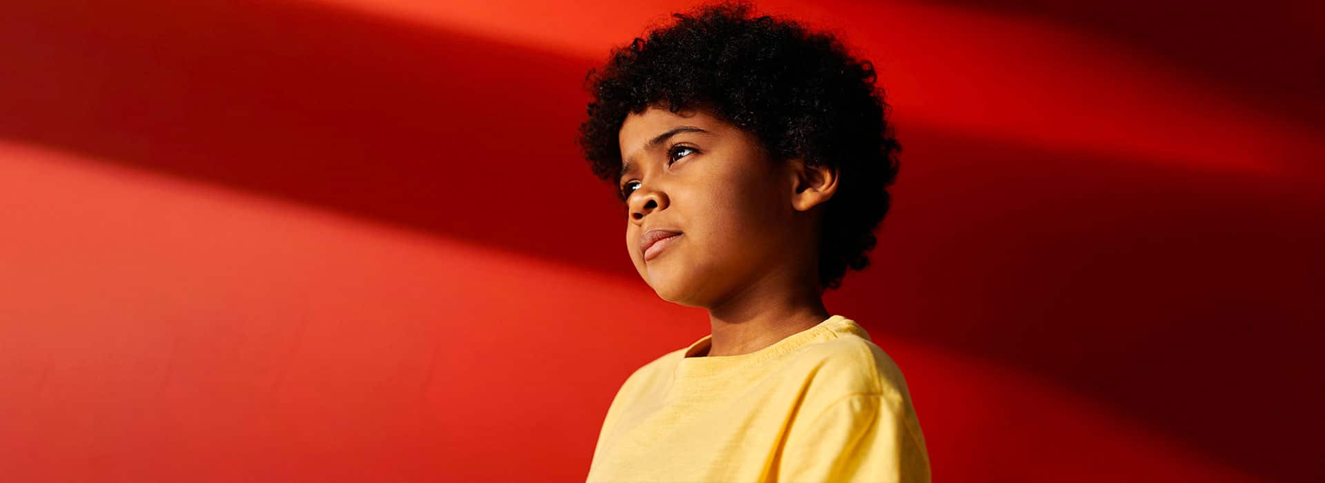 Cheveux enfants crépus et bouclés